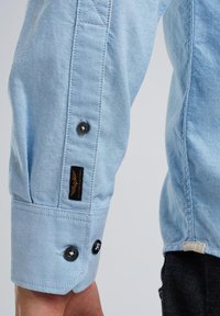 PME Legend SHIRT - Hemd - light rivera