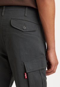 Levi's® Cargobyxor - black