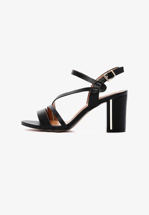 Derimod, Sandalias de tacón - black