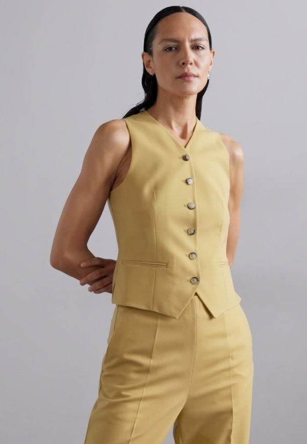 SERLIE - Waistcoat - golden rye4