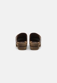 Sanita MARIA OPEN - Klumpaitės - antique brown