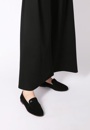Loafers - black