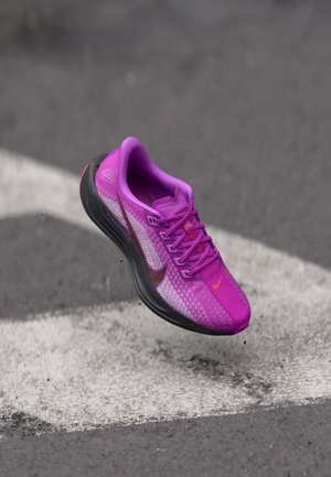 PEGASUS PLUS FK - Chaussures de running sur route - fuchsia dream doll burgundy ash grand purple