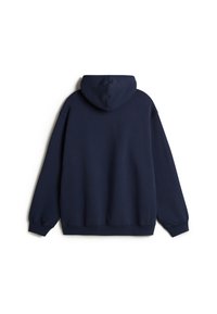 Felpa con cappuccio di colore blu navy, realizzata in tessuto morbido. Presenta una tasca a marsupio, polsini e orlo a coste con una texture liscia.