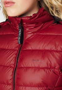 Pepe Jeans Zimní bunda - bordeaux
