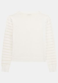 Pull blanc avec de longues manches rayées. Matériau en tricot doux, col ras du cou et poignets côtelés. Le design présente différents motifs de rayures sur les manches.