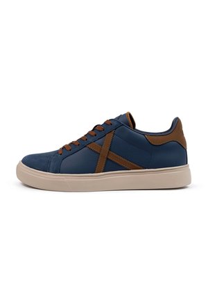 Baskets basses - blue