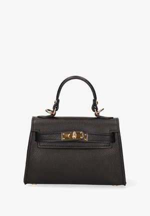 Zwarte leren handtas met een gestructureerde vorm, bovenhandvat, hardware in goudkleur en een gladde, textuurrijke oppervlakte. Voorzien van een voorklipsluiting.