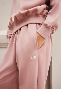 Self. Dresside alumine osa - pink