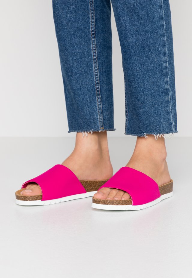 BOWAX - Sandalias planas - fuchsia