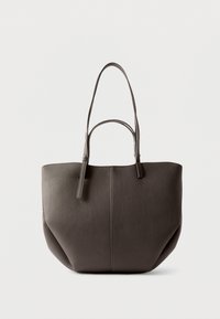 Неизбран, brown