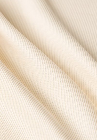 Main image 7, Enlarge