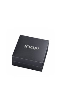 Scatola nera con superficie testurizzata, dotata di un coperchio incassato e del logo argento "JOOP!" in cima. Forma quadrata con bordi puliti.