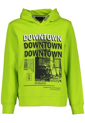 Lysegrøn hoodie med sort og hvid "DOWNTOWN" tekst gentaget tre gange og urban parkour-tema grafik på forsiden.