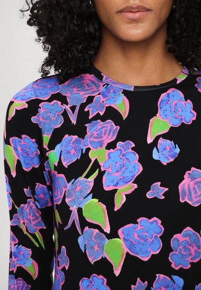 Stieglitz LILIA LONGSLEEVE - Majica z dolgimi rokavi - purple