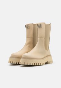 Bronx GROOV-Y - Botines con plataforma - camel