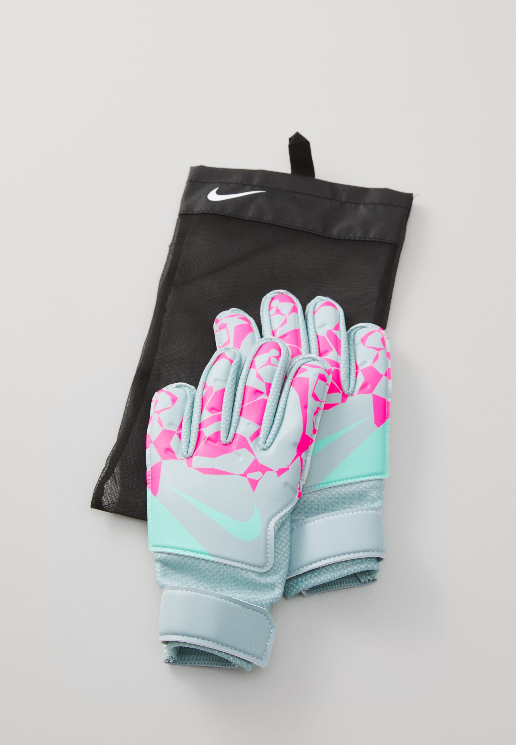 nike goalkeeper gloves pink