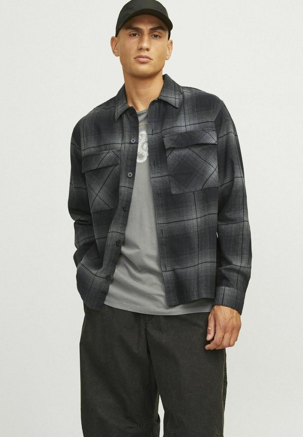 LOCKER GESCHNITTEN  - Leichte Jacke - urban chic