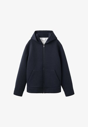 Tamnoplavi duks na patent napravljen od mekanog materijala. Ima kapuljaču, prednje džepove i rebraste manžete. Jednostavan, čist dizajn bez vidljivih uzoraka.