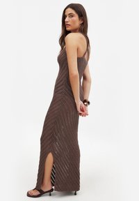 NA-KD Neulemekko - brown