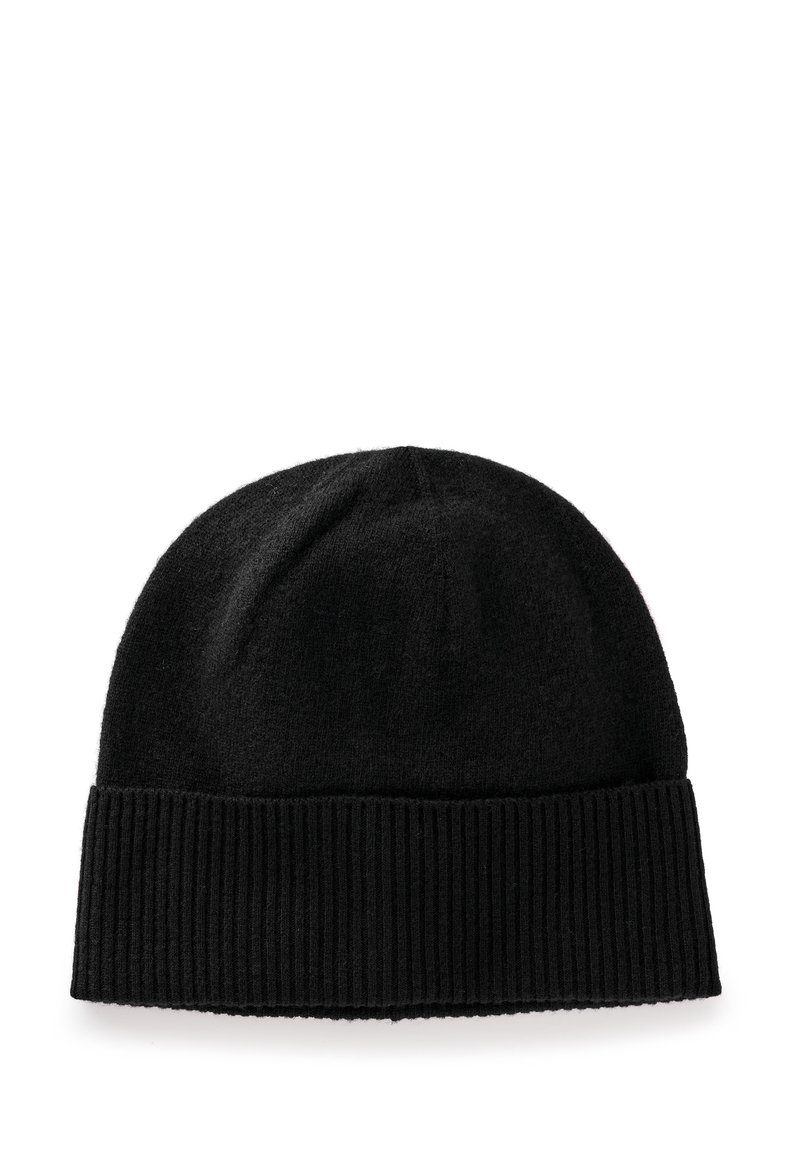 Černá čepice beanie vyrobená z měkké pleteniny. Obsahuje ribbed manžetu a mírně volný vrch. Jednoduchý a monochromatický design.