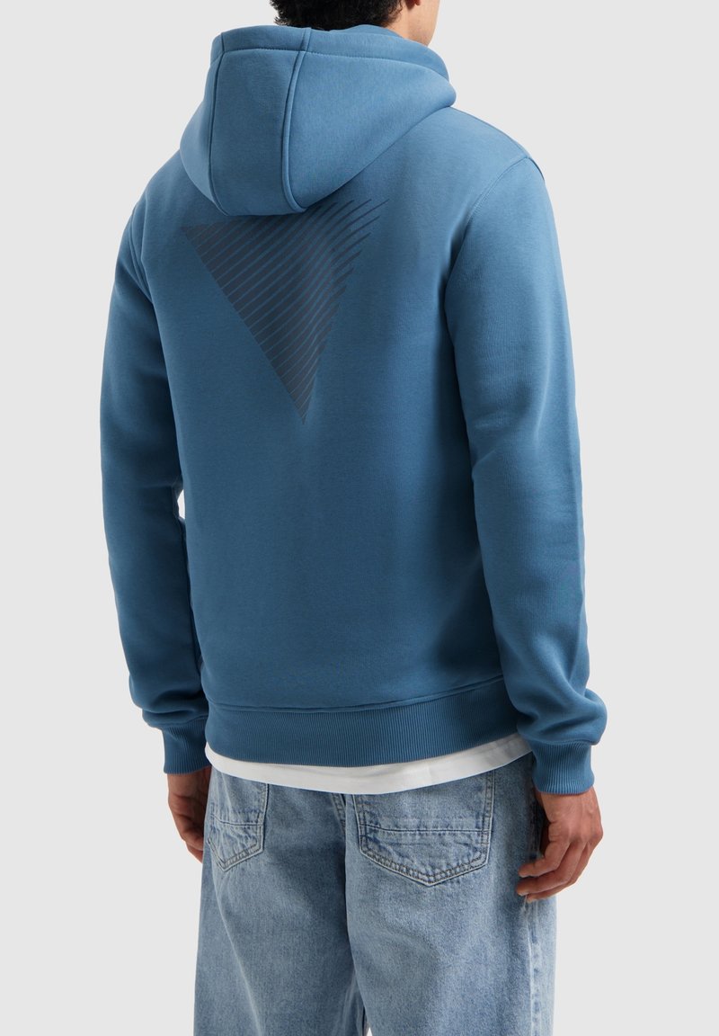 Blauwe hoodie van een katoenmix met een getextureerde driehoekige grafiek op de achterkant. Voorzien van een trekkoordcapuchon en geribbelde manchetten.