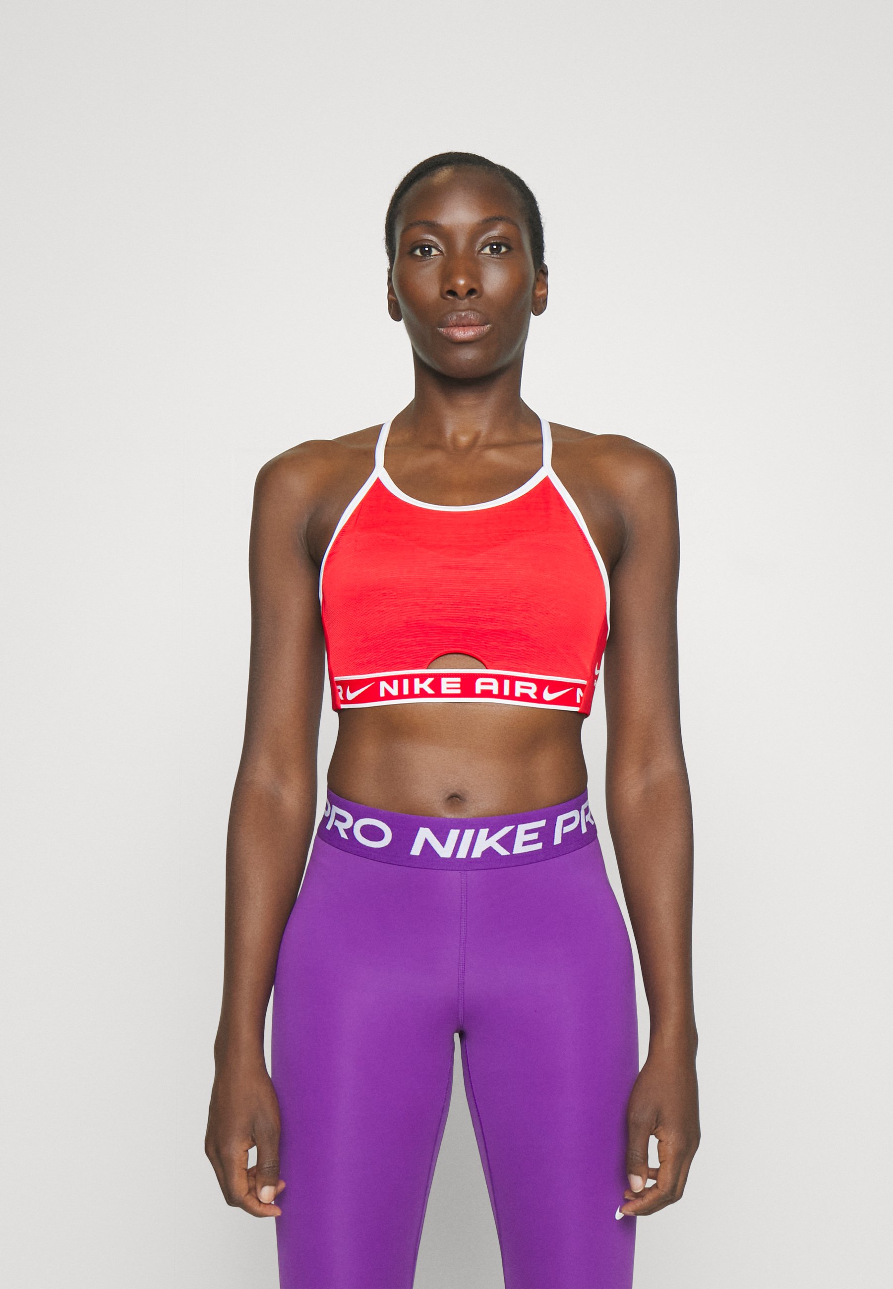 Nike Performance W NK AIR DF INDY HN - Light support sports bra