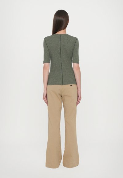 CLOSED PLACKET SHORT SLEEVE - Pamata T-krekls - forest green