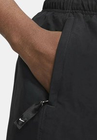 Nike Sportswear SOLO - Shorts - black