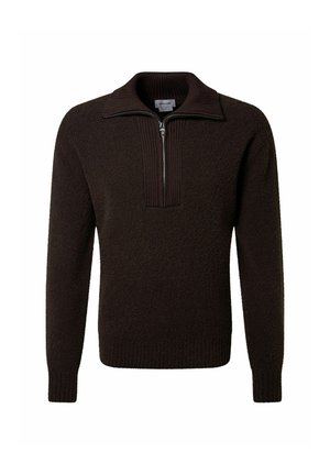 Pull-over zippé marron en tissu texturé, avec un col et des poignets côtelés. Le design comprend une courte fermeture éclair au niveau du cou.