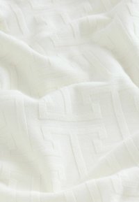 Thumbnail Image 3