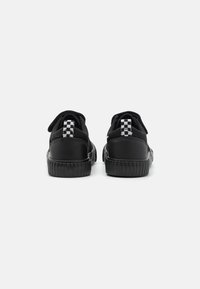 Yourturn Kids UNISEX - Športni copati - black
