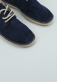 SENSES & SHOES TERRAN - Zapatos de vestir - blue