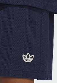 Thumbnail Image 5