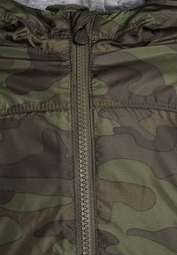 GAP Overgangsjakke - green