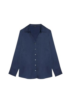 Granatowa koszula z długim rękawem, wykonana z gładkiego materiału, z kołnierzykiem, zapięciem na guziki z przodu oraz lekko zaokrąglonym dołem. Widoczne akcenty guzikowe.
