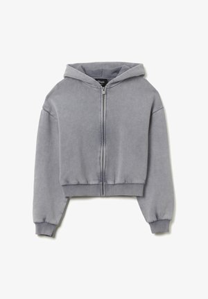 Felpa grigia corta realizzata in tessuto morbido, con zip frontale, maniche lunghe e cappuccio con cordini, completata da polsini e orlo a coste.