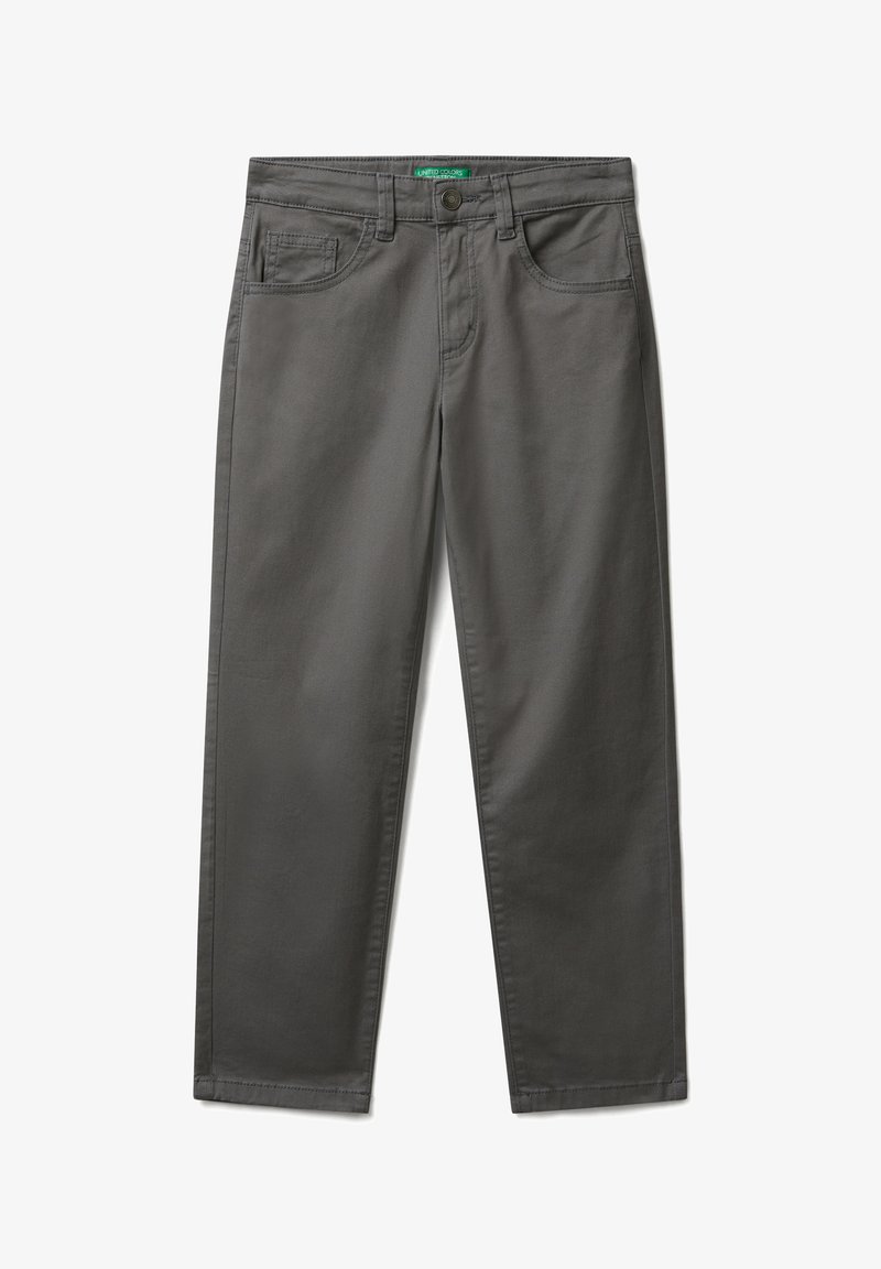 Šedé kalhoty vyrobené z materiálu s příměsí bavlny, se standardním rovně střiženým designem, předními kapsami a zapínáním na knoflík se zelenou etiketou.