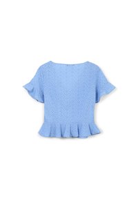 Haut bleu clair à manches courtes avec un ourlet peplum évasé, comprenant des motifs en œillet sur toute la surface et un col rond.