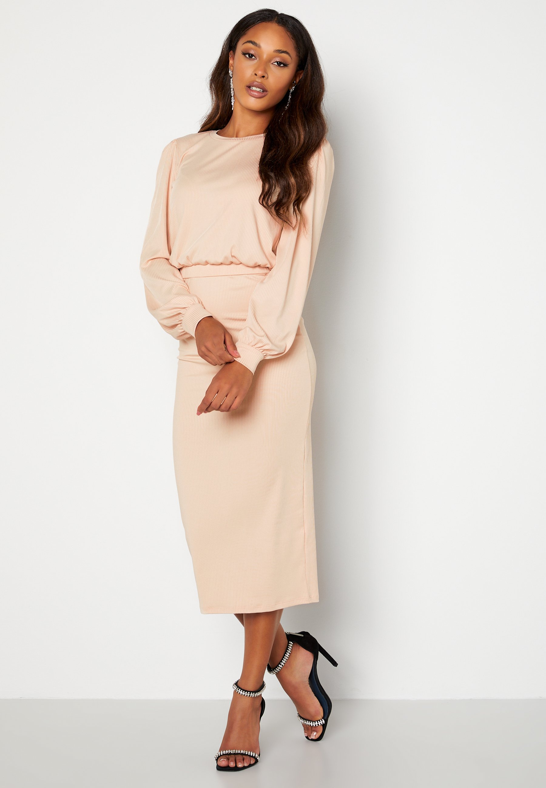 Bubbleroom BESA - Shift dress - beige 