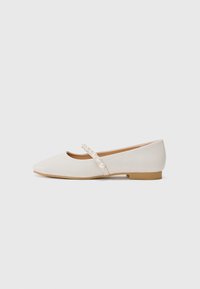 Ankle cuff ballet pumps - off white