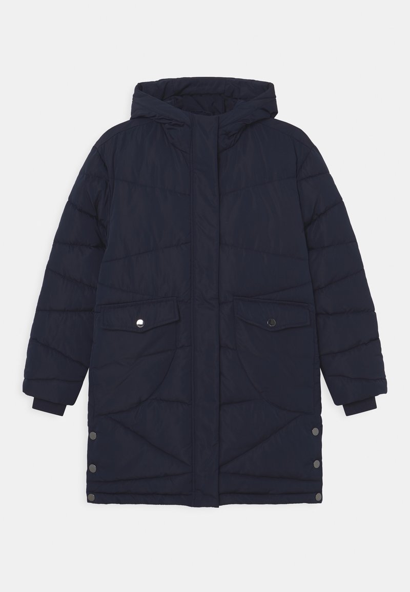 Manteau rembourré bleu marine avec capuche, doté d'une fermeture éclair à l'avant, de deux poches à bouton-pression et de détails à bouton-pression au niveau de l'ourlet. Matériau texturé et isolant.