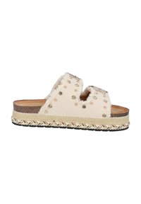 Beige Leinenschlippers mit fransigen Kanten, verziert mit metallicfarbigen Nieten, ausgestattet mit einer geflochtenen Jutesohle und einer Gummisohle.