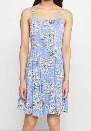 Robe sans manches bleu clair arborant un motif de palmier, avec un corsage structuré, une jupe évasée et des bretelles ajustables.