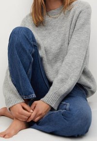 Mango Sweter