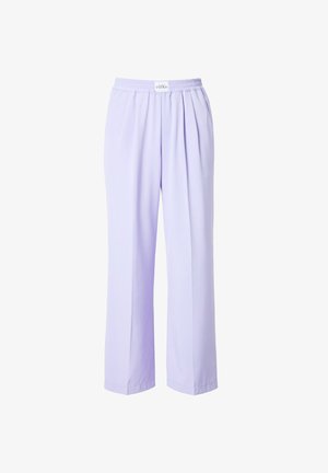 Licht lavendelkleurige broek gemaakt van een zachte stof, met een losse pasvorm, elastische tailleband en subtiele plooien voor extra detail.