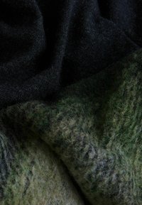 Next REGULAR FIT - COSY BRUSHED SET - Nachtwäsche Set - black green check