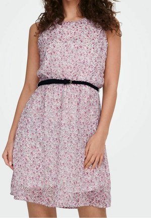 Bloemenjurk zonder mouwen in roze tinten met een aansluitende taille en een uitlopende rok. Zachte stof, met kleine bloemetjes en een donkerkleurige riem als accent.