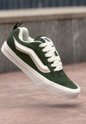 KNU SKOOL UNISEX - Skateschoenen - dried kelp