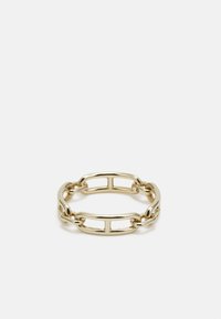 Bracciale in metallo dorato con catena decorata da forme ovali e rettangolari intrecciate, con finitura lucida e bordi lisci.